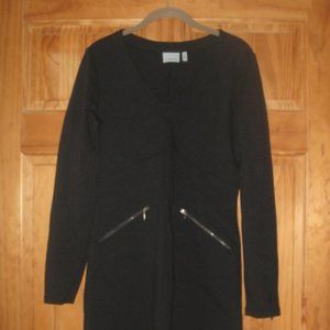 Athelta Black Long Sleeve Dress with Two Front Zip Pockets
